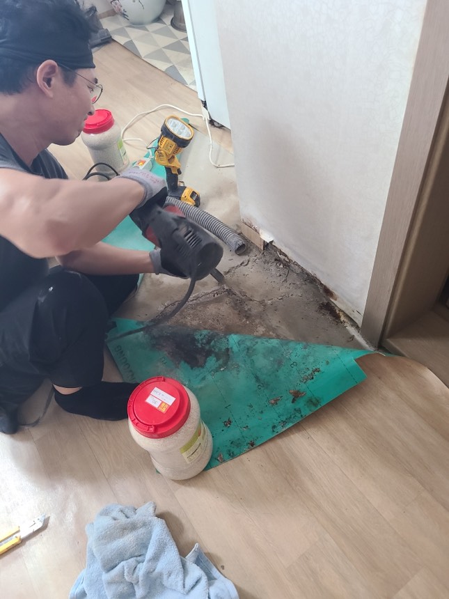 누수탐지 시공사례 - 연희동 누수탐지업체 누수배관 교체로 완벽해결