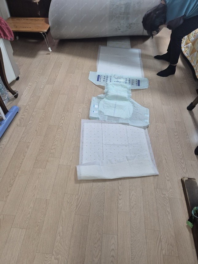 누수공사 시공사례 - 일산 마두동 누수탐지, 난방 온수배관 압력검사 및 싱크대 밑 가스탐지 굴착 수리